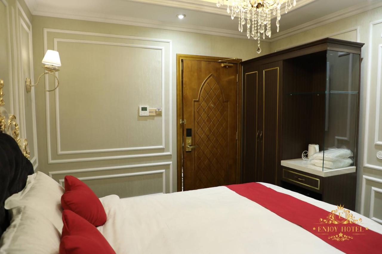 Enjoy Hotel 5A Ho-Chi-Minh-Stadt Exterior foto